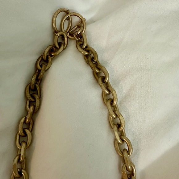 Gold Chain Necklace Fashion Costume Jewelry - Picture 2 of 4